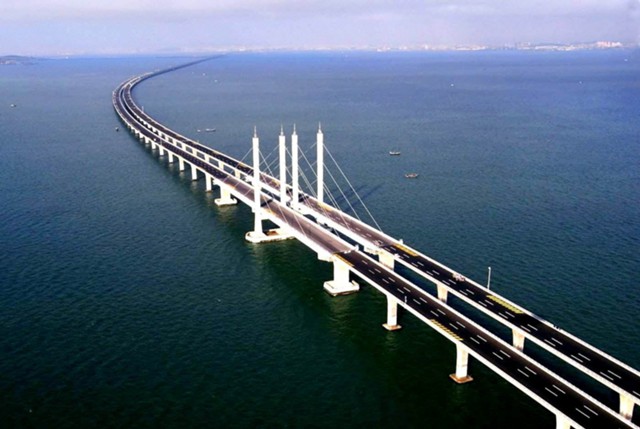 Керченский мост соединит Крым и Тамань в декабре